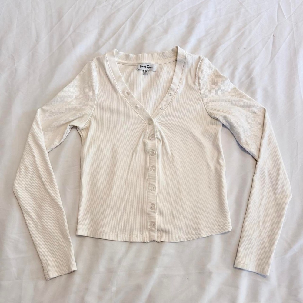 Faded Rose Ribbed Button Up Top Cream Ivory V-Neck Long Sleeve Medium